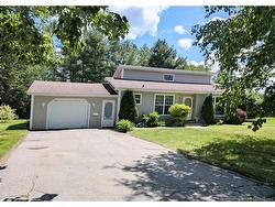 8 Fenton ST  Miramichi, NB E1N 3G3
