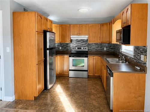 146 Ivy Rd, Moncton, NB 