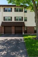 33 Hillsview CRES  Rothesay, NB E2E 3N4