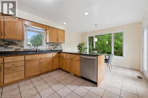 73 Waxwing Crescent, Guelph, ON 