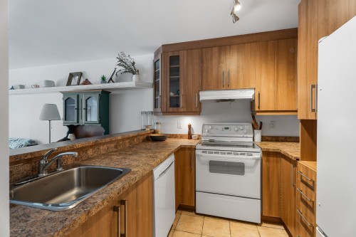 Kitchen - 1-2162 Av. Bourbonnière, Montréal (Mercier/Hochelaga-Maisonneuve), QC 