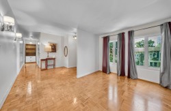 Salon - 