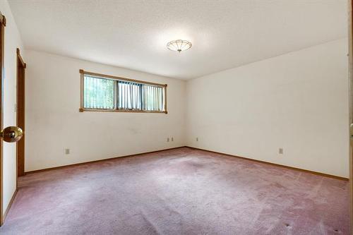 418 Netley Ave, Selkirk, MB 