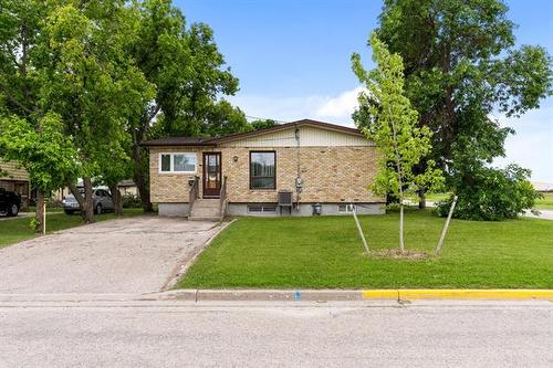 418 Netley Ave, Selkirk, MB 