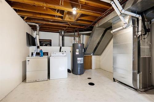 418 Netley Ave, Selkirk, MB 