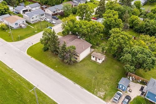 418 Netley Ave, Selkirk, MB 