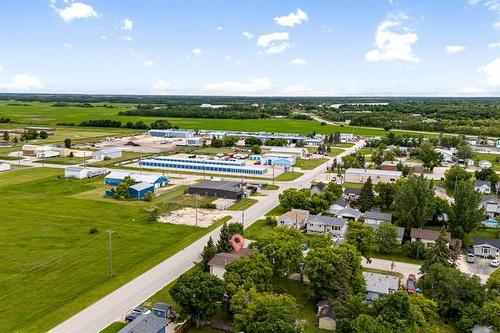 418 Netley Ave, Selkirk, MB 