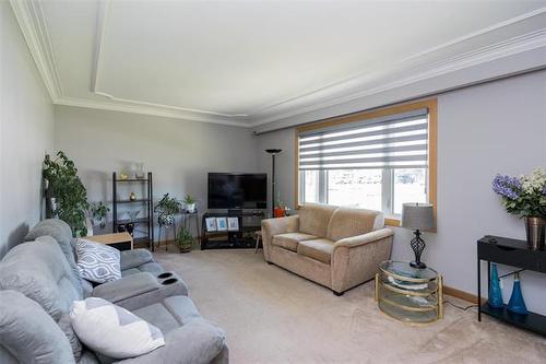 1187 Mountain Ave, Winnipeg, MB 