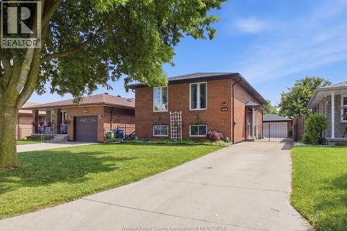 1646 LANGLOIS AVENUE  Windsor, ON N8X 4M5
