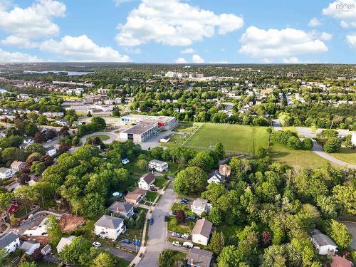 2 Randall Street, Dartmouth, NS 