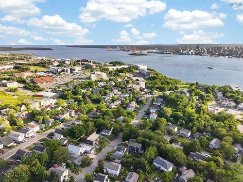 2 Randall Street, Dartmouth, NS 