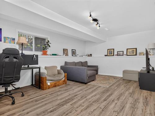 2 Randall Street, Dartmouth, NS 