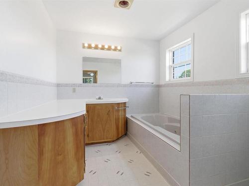 21 Hillcrest Lane, Upper Burlington, NS 