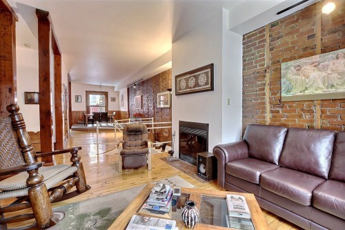 Living Room - 3639 Rue Clark, Montréal (Le Plateau-Mont-Royal), QC - Indoor Photo Showing Living Room With Fireplace