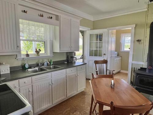 31 Macnaughton Road, Lyons Brook, NS 