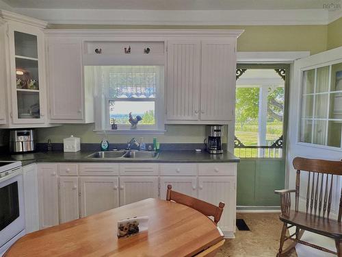 31 Macnaughton Road, Lyons Brook, NS 