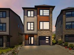 62 Hadley Street  Halifax, NS B3P 1P1