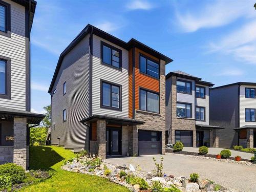 62 Hadley Crescent, Halifax, NS 
