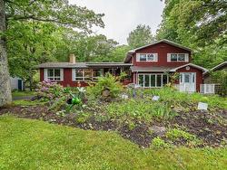 12 Campbell Drive  Bedford, NS B4A 1N6