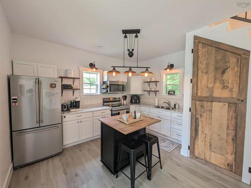 8 Matts Way, Enfield, NS 