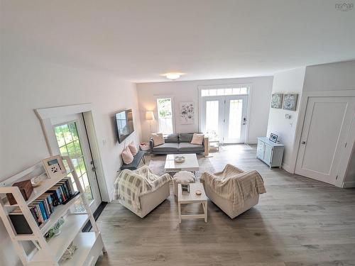 8 Matts Way, Enfield, NS 