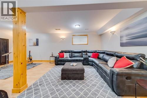 1174 Clover, Windsor, ON 