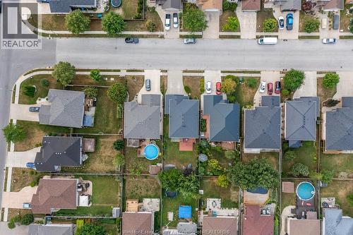 1174 Clover, Windsor, ON 