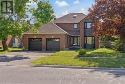 1565 FAIR AVENUE  Peterborough (Monaghan Ward 2), ON K9K 1T1