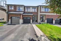345 COOKS MILL CRESCENT Ottawa, ON K1V 2N3