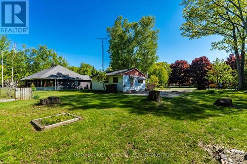 24 Poplar Drive, Tiny, ON - Outdoor