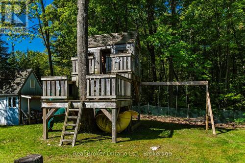 24 Poplar Drive, Tiny, ON - Outdoor