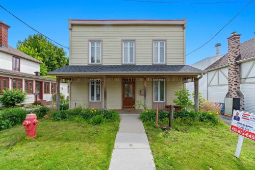 Front of Structure - 37 Av. Cartier, Pointe-Claire, QC - Outdoor With Deck Patio Veranda With Facade