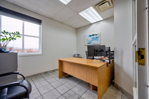 Bureau - 2315 Rue Louis-Allyson, Trois-Rivières, QC 