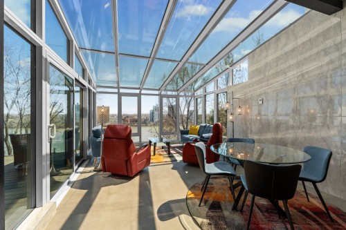 Solarium/Verrière - 3650 Boul. Lévesque E., Laval (Saint-Vincent-De-Paul), QC 