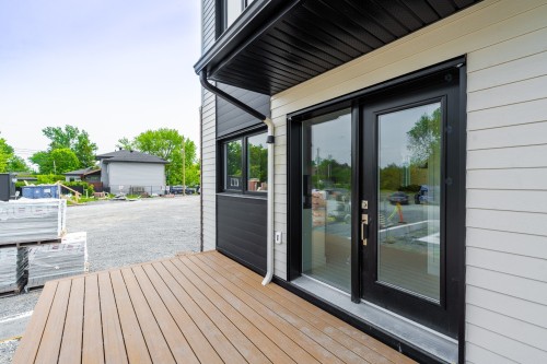 Patio - 102-127Z Mtée Des Trinitaires, Saint-Basile-Le-Grand, QC - Outdoor With Deck Patio Veranda With Exterior