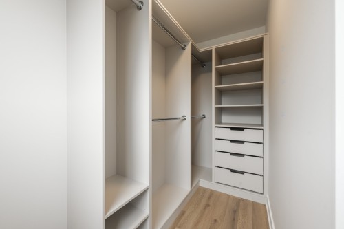 Closet - 102-127Z Mtée Des Trinitaires, Saint-Basile-Le-Grand, QC - Indoor With Storage