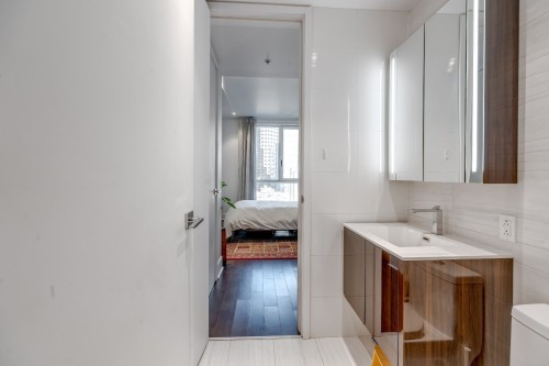 Master Bathroom - 809Z-1188 Av. Union, Montréal (Ville-Marie), QC 