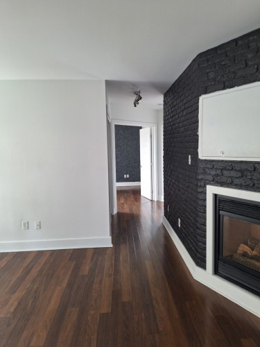 Corridor - 205-65 Rue Des Manoirs, Charlemagne, QC 