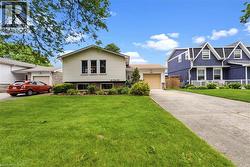 644 LOMOND Crescent  Burlington, ON L7L 2N9