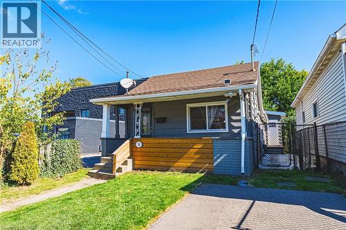 24 Rowanwood Street, Hamilton, ON 