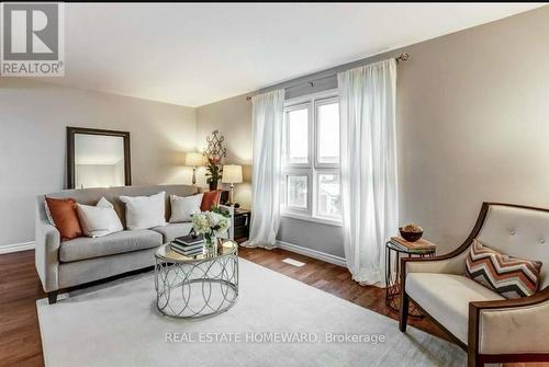 2336 Malcolm Crescent, Burlington, ON 
