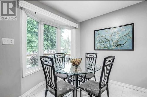 2336 Malcolm Crescent, Burlington, ON 