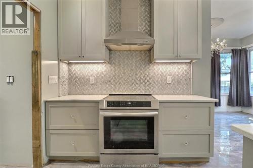 956 Victoria, Windsor, ON 