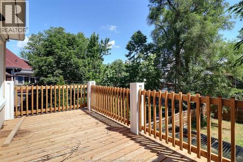956 Victoria, Windsor, ON 