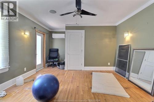 956 Victoria, Windsor, ON 