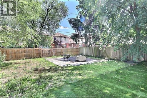 956 Victoria, Windsor, ON 