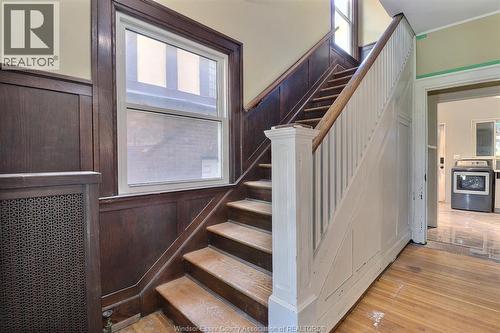 956 Victoria, Windsor, ON 
