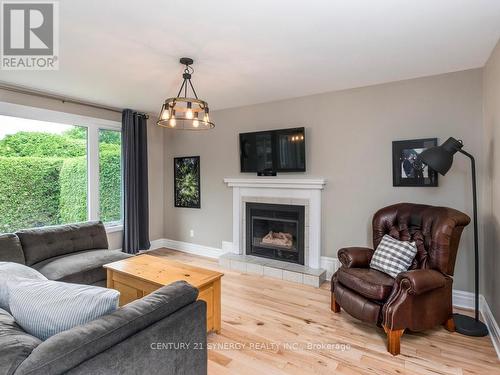 26 Jacqueline Crescent, Ottawa, ON 