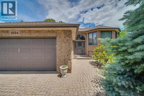 1694 Chornoby, Tecumseh, ON 