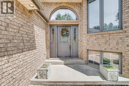 1694 Chornoby, Tecumseh, ON 